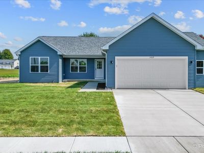 603 Apple Valley Rd, Harvard, IL, 60033