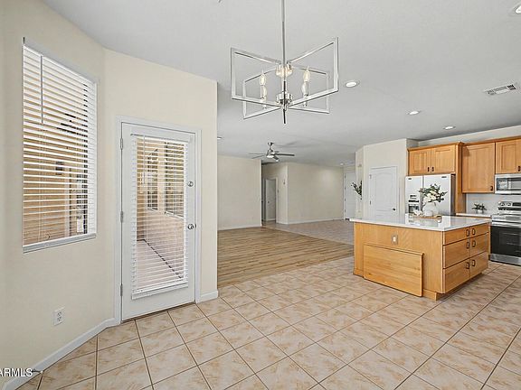 5th image of 11921 W ADAMS Street