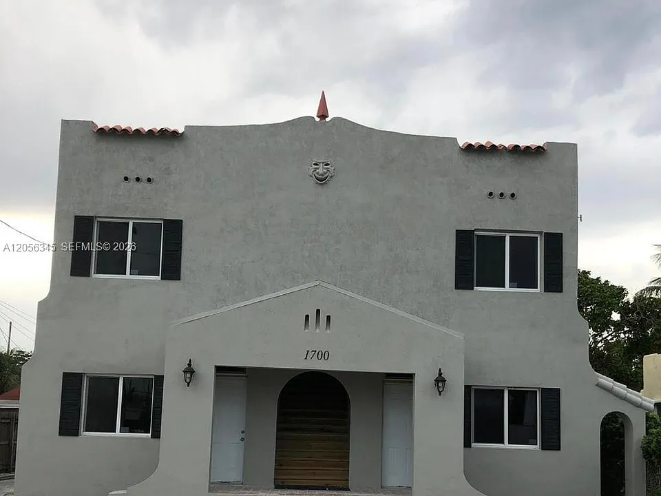 1700 NW 22nd Ct #5