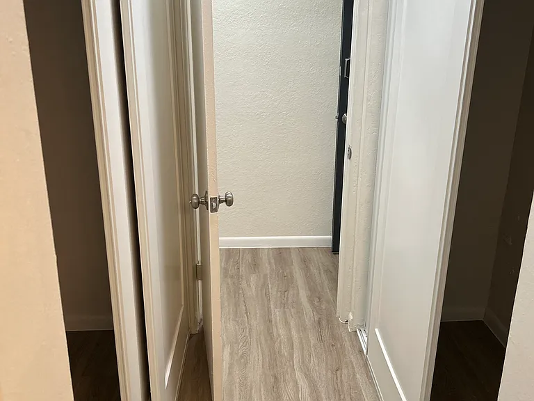 833 E Ellsworth Ave #203 — Photo 3