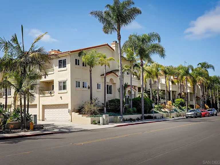 241 S Sierra Ave — Photo 2
