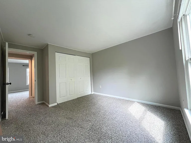 1679 Colonial Way — Photo 15