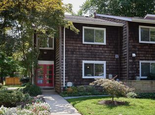 296 New Mark Esplanade, Rockville, MD 20850