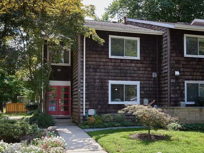 296 New Mark Esplanade, Rockville, MD, 20850