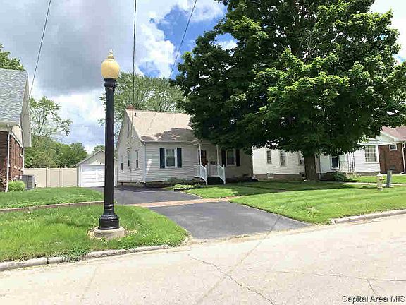 3rd image of 759 Jefferson St