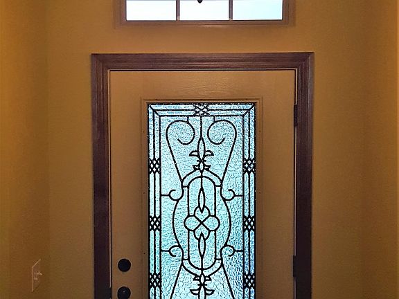 4th image of 605 SW 149th Pl