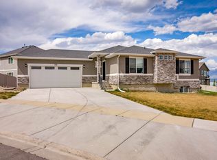 526 W Granite Cir, Saratoga Springs, UT 84045