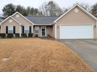 7 Calalla Ct, Taylors, SC 29687