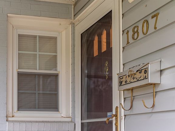 5th image of 1807 Westminster Rd