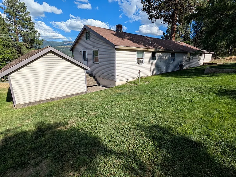 1014 S Garry Rd — Photo 8