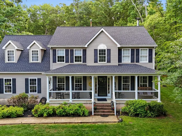 42 Amsonia Ct, Stafford, VA 22556