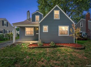 21700 California St, Saint Clair Shores, MI 48080
