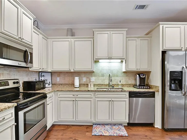 507 Reserve Ln — Photo 9