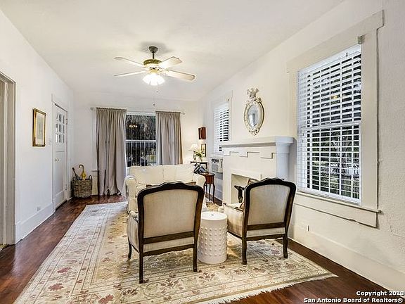 3rd image of 1029 W Summit Ave