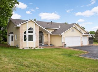 2222 Crosstown Blvd N, Andover, MN 55304
