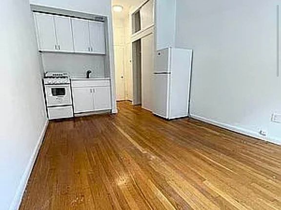 3rd image of 236 E 82nd St APT 1B