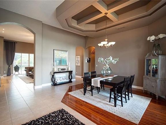 5th image of 2163 Northumbria Dr