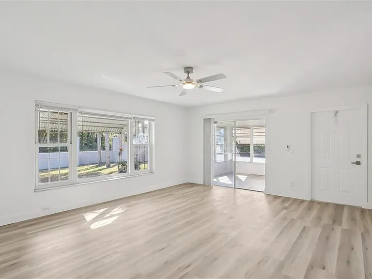 11147 Acme Dr #207D — Photo 3