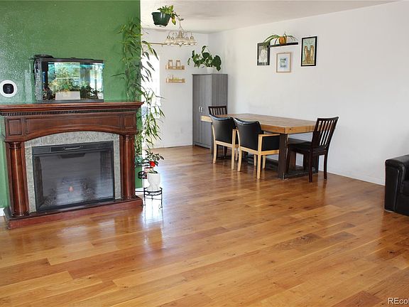 3rd image of 850 S Kearney Street