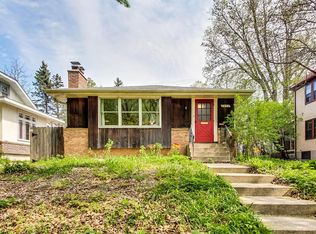 1625 E River Ter, Minneapolis, MN 55414