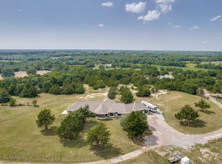 3244 Joe Davis Rd, Whitewright, TX 75491