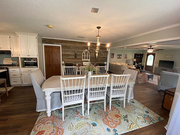 2nd image of 149 Deerwood Cir