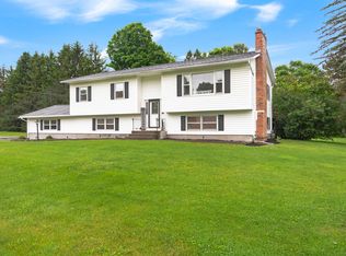 27 Brookside Dr, Jericho, VT 05465
