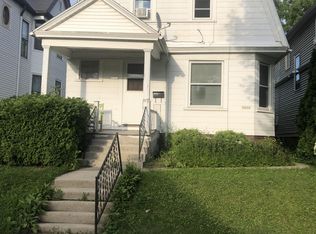 3066 N Newhall St, Milwaukee, WI