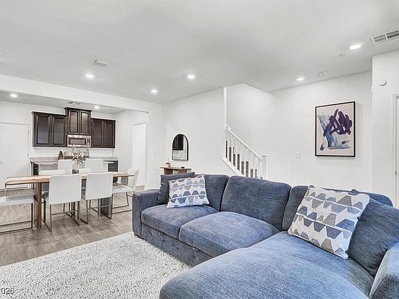 5th image of 124 Lomita Heights Dr