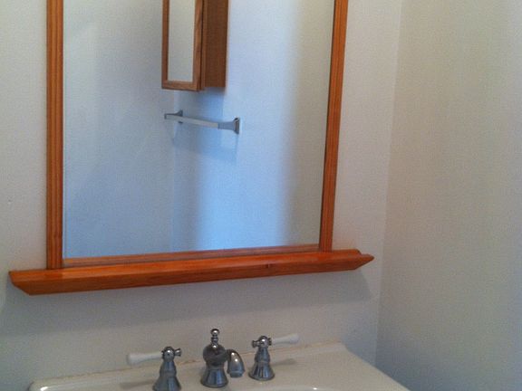 5th image of 76 North St APT 22