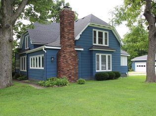 547 S Pine St, Marshfield, MO 65706