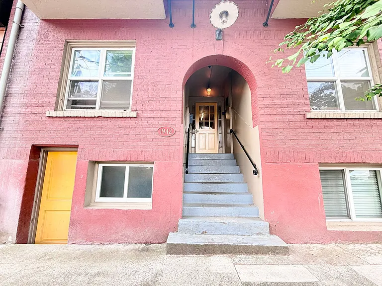 R0180 - Pettygrove Apartments — Photo 11