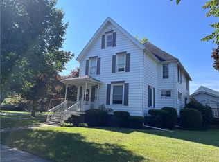 54 Garden St, Seneca Falls, NY 13148