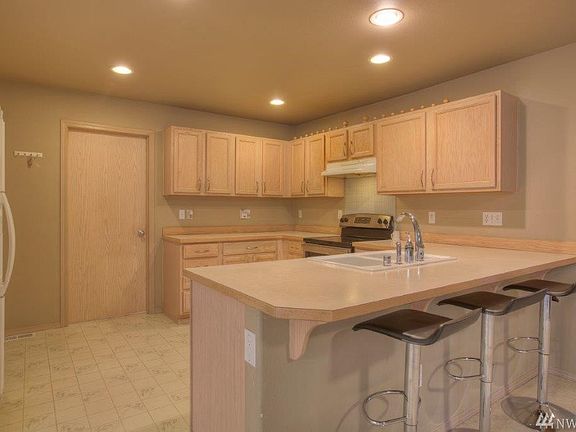 3rd image of 12947 SE 296th Way