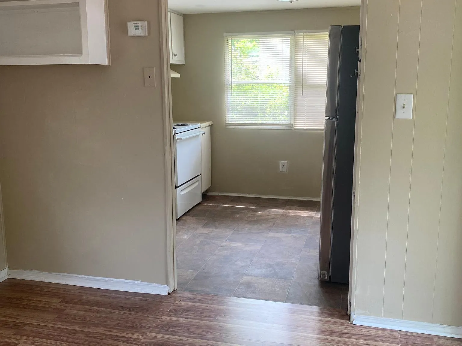 2 bed, 640 sqft, $950 — Photo 3