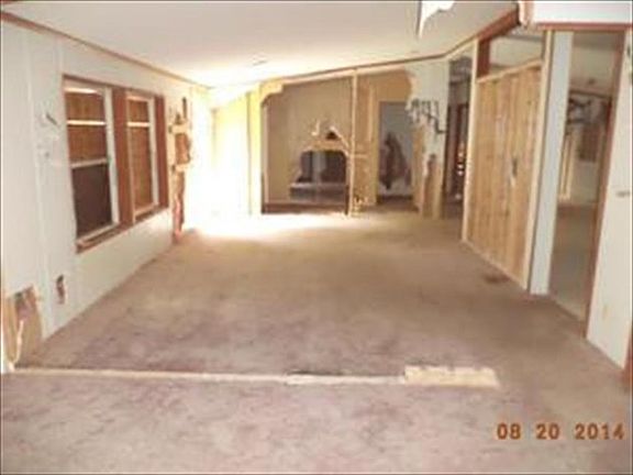 4th image of 606 Clemens St