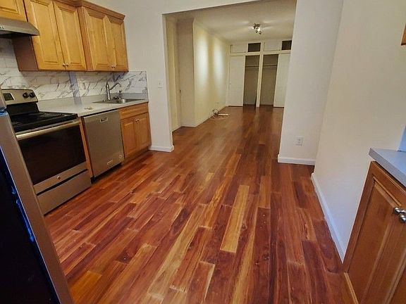 3rd image of 1140 1st Ave APT 5A