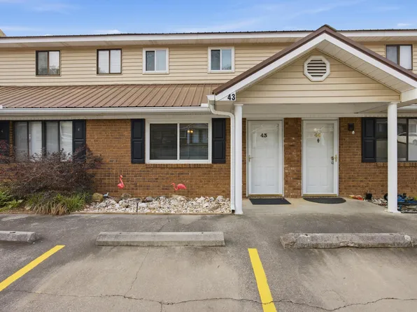 908 Sierra Pl APT 43, Dalton, GA 30720