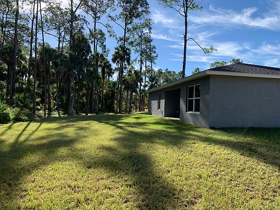 4th image of 8077 Sherwood Cir