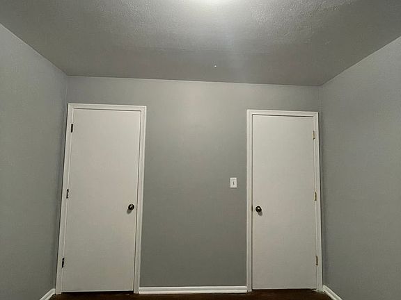 4th image of 4964 Harrison Ave #2CD657133