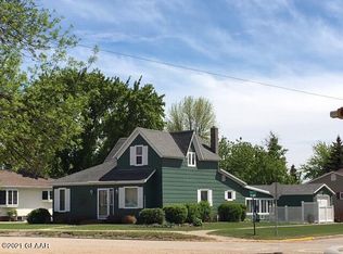 301 Main St E, Cavalier, ND 58220