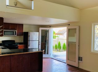 8137 10th Ave SW, Seattle, WA 98106