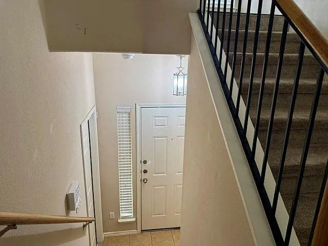 2 bed, 2.0 bath, 1090 sqft, $1,725 — Photo 4