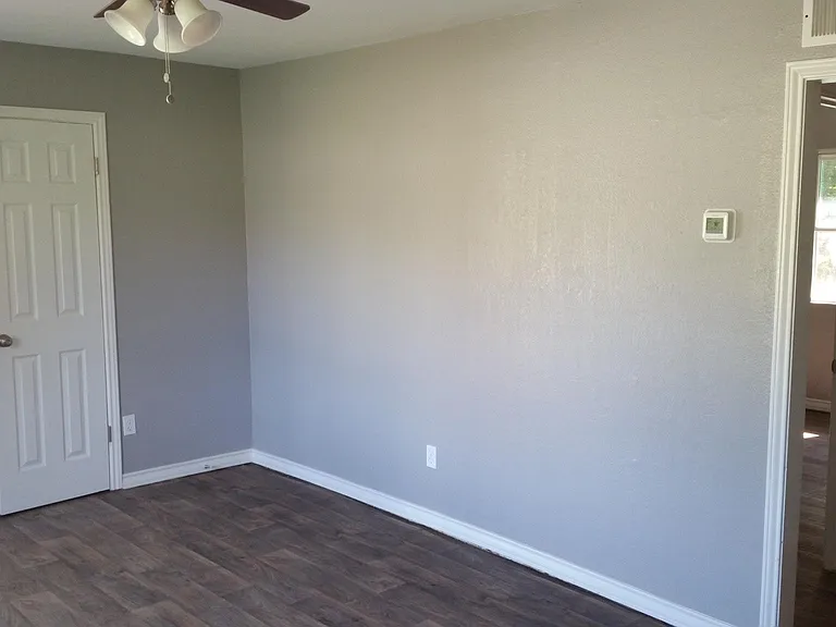 214 Joyce St #D — Photo 4
