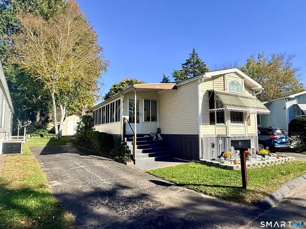 3 Navaho Road, East Hartford, CT 06118