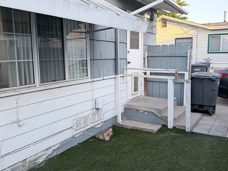 516 Claydelle Ave — Photo 11