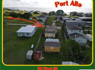 74 Port St, Port Lavaca, TX 77979