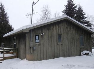 8519 W White Birch Rd, Crivitz, WI 54114