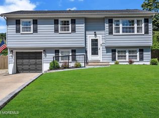 31 Dogwood Drive, Jackson, NJ 08527