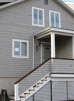2nd image of 579 N End Blvd #B